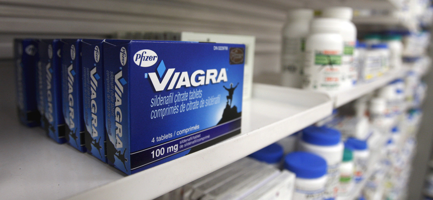 A box of Viagra, typically used to treat erectile dysfunction, is seen in a pharmacy in Toronto in this January 31, 2008 file photo (Reuters photo)